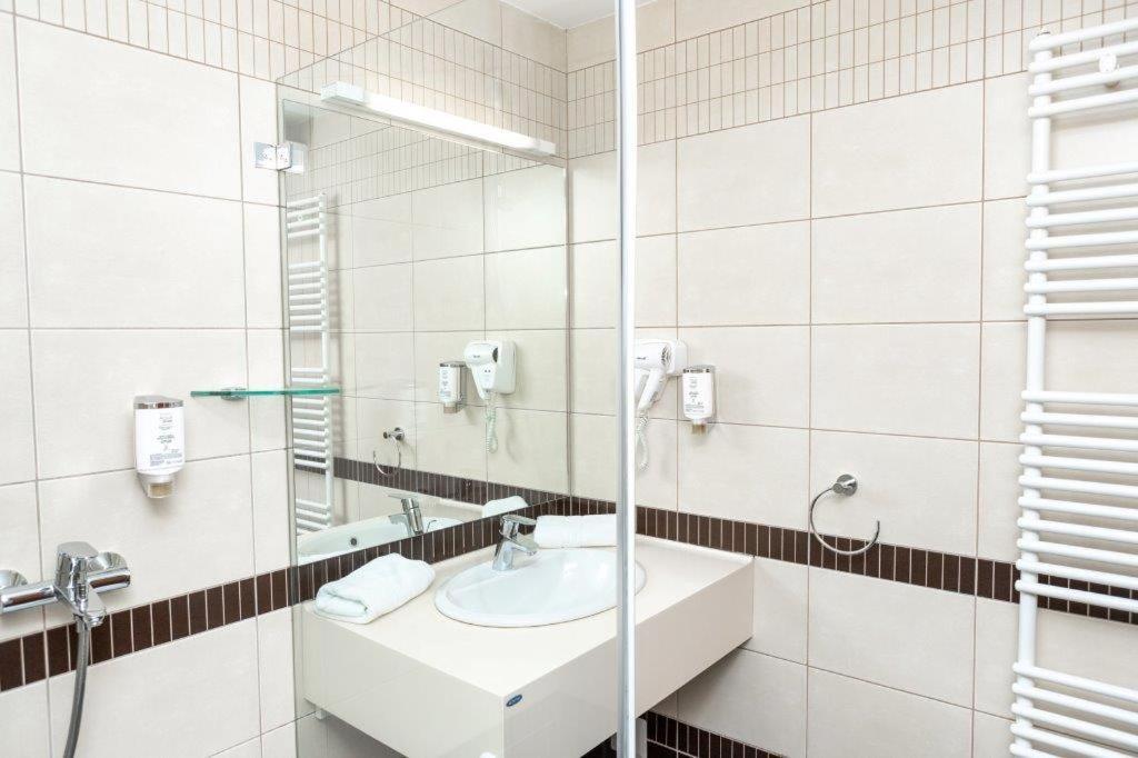 Hotel Danubia Park garni Veliko Gradište Exteriör bild