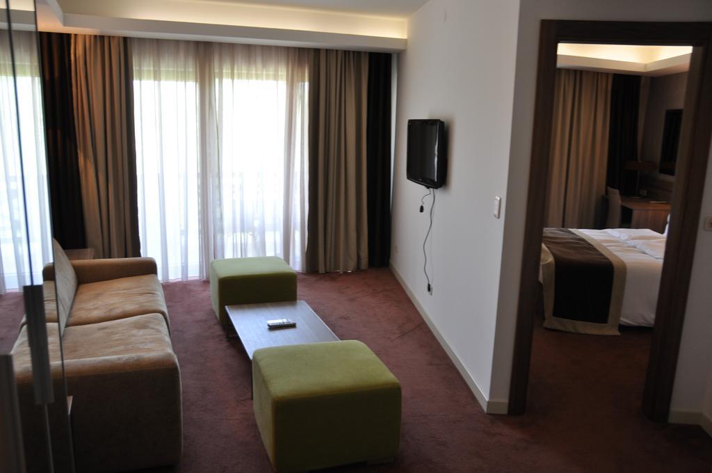 Hotel Danubia Park garni Veliko Gradište Rum bild