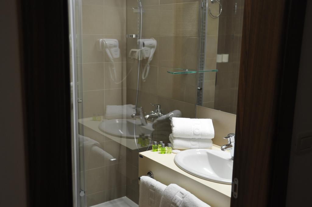 Hotel Danubia Park garni Veliko Gradište Rum bild
